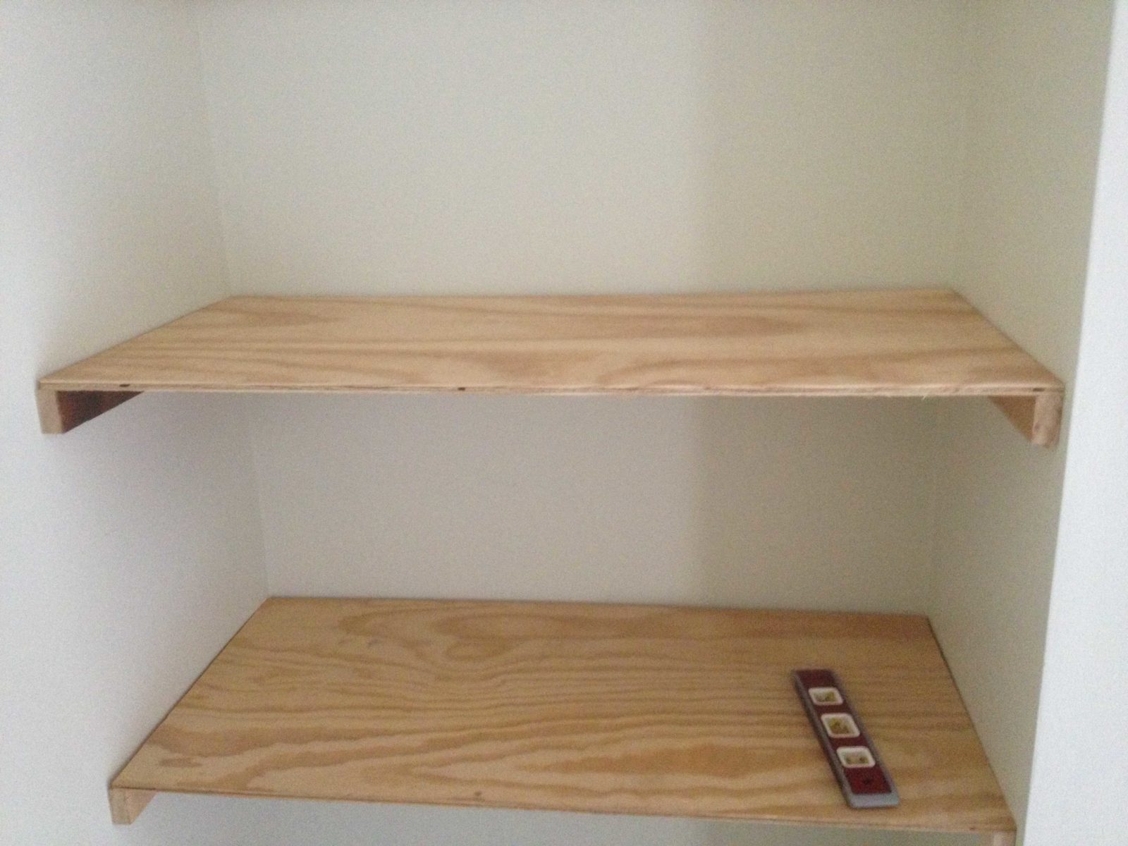 DIY Floating Shelves Tutorial by Designer Trapped in a Lawyer's Body 