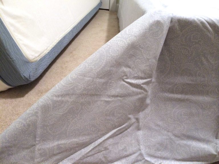 NoSew Bedskirt Tutorial! Mind Blowingly Simple! Designer Trapped