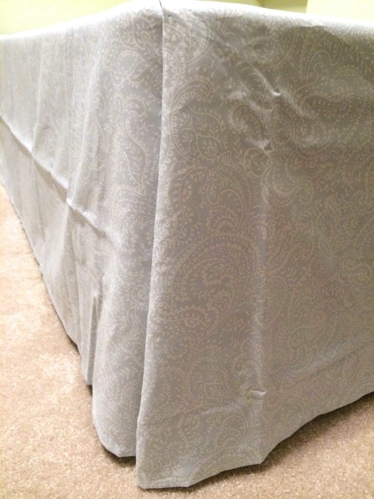 NoSew Bedskirt Tutorial! Mind Blowingly Simple! Designer Trapped