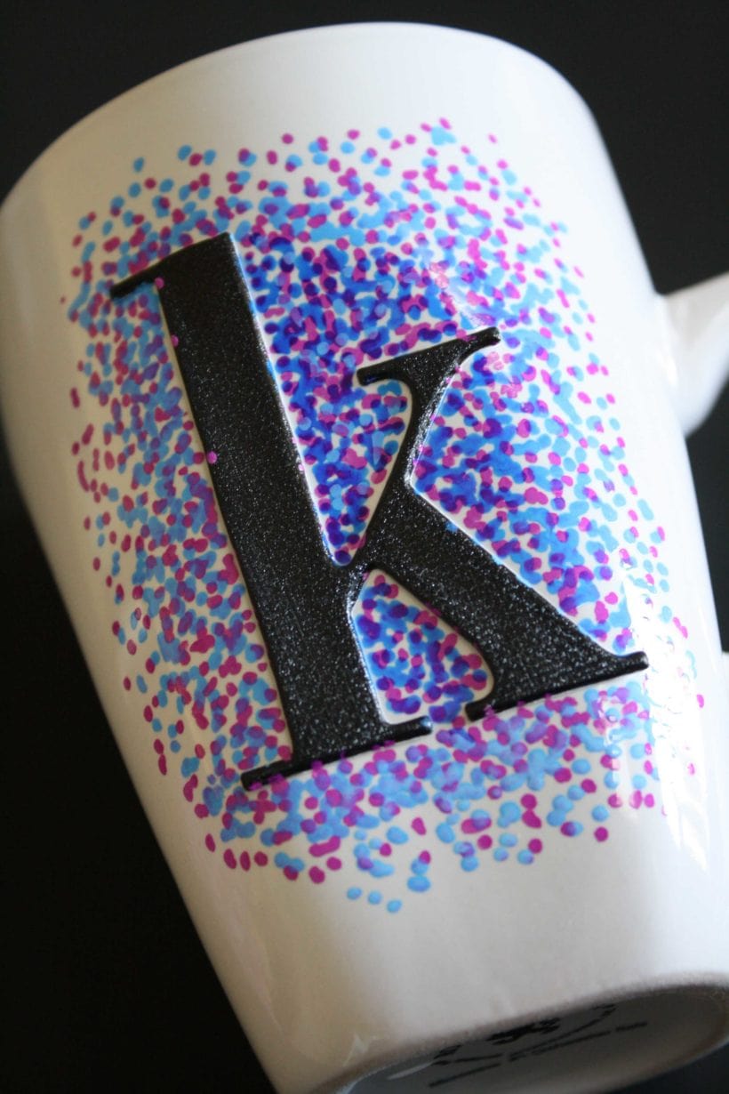 MUST PIN! Easy dotted Sharpie Mugs. Full tutorial by Designer trapped in a Lawyer's Body. #sharpiemugs