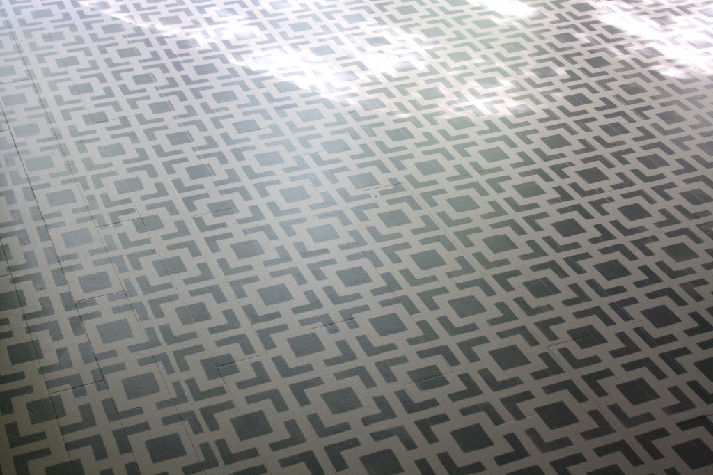 PIN NOW, READ LATER! G.O.R.G.E.O.U.S. painted kitchen floor by Designer Trapped in a Lawyer's Body. #paintedkitchenfloor