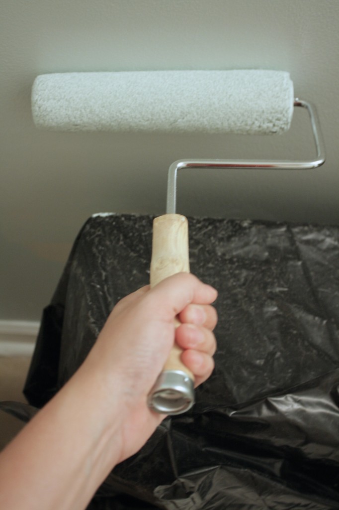 GENIUS! Tip for painting around a toilet by Designer Trapped in a Lawyer's Body. #paintingtips