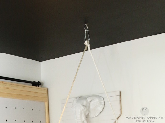 GENIUS!!! This DIY hammock chair is such a fun, easy, and inexpensive addition to any room in need of a little extra relaxation! |Petite Modern Life for Designer Trapped in a Lawyer's Body.