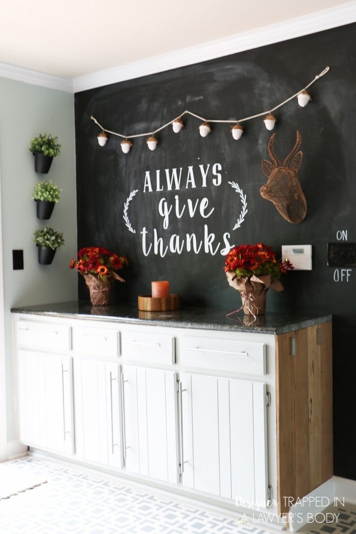 LOVE THIS fall chalkboard art and fall decor from Designer Trapped in a Lawyer's Body! Learn the easiest way to create a chalkboard wall with this tutorial.