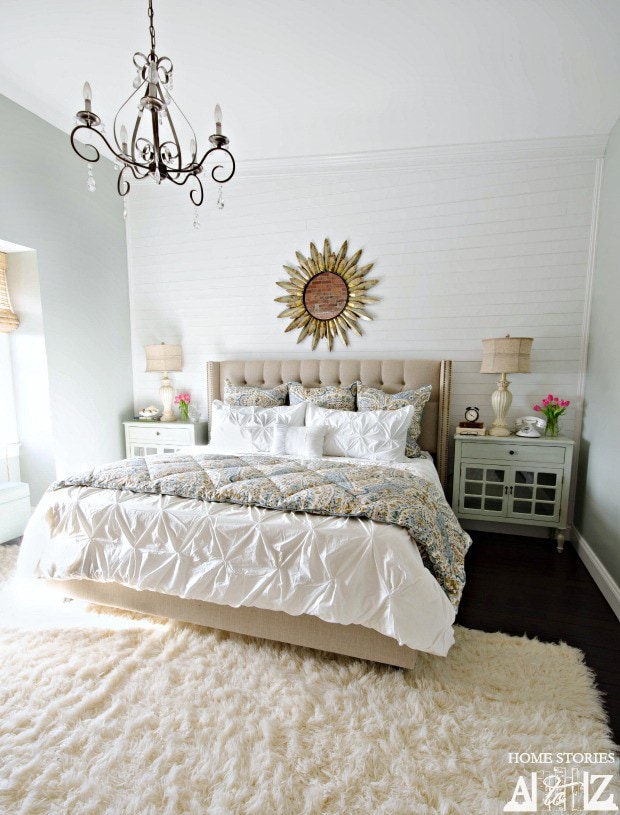 Does your master bedroom need a makeover? Check out this post, full of DIY master bedroom makeover inspiration rounded up by Designer Trapped in a Lawyer's Body.