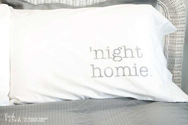 Diy Personalized Pillow Cases The Easy Way Designer Trapped