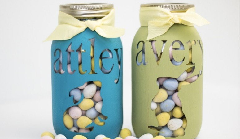 OMG--how cute is this personalized mason jar project? And it looks so easy! Perfect for Easter, Valentine's Day, Christmas or birthday gifts. I can't wait to try it.