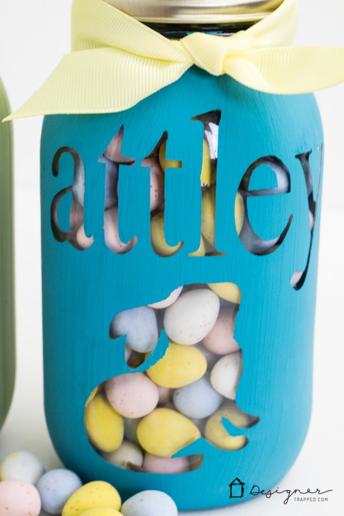 OMG--how cute is this personalized mason jar project? And it looks so easy! Perfect for Easter, Valentine's Day, Christmas or birthday gifts. I can't wait to try it. 