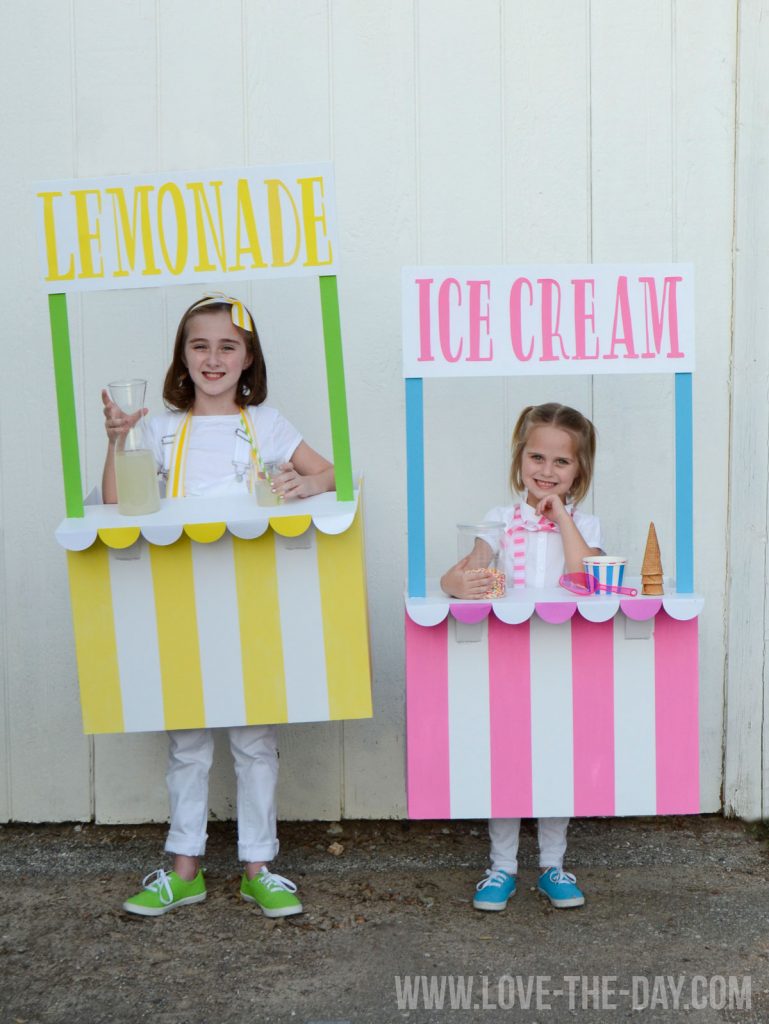 DIY ice cream and lemonade stand