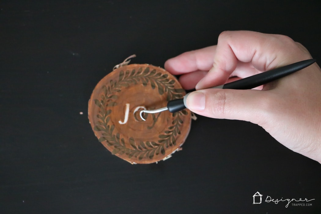 Easy Homemade Ornaments with Kids: Wood Slices & Paint Markers - DIY  Danielle®