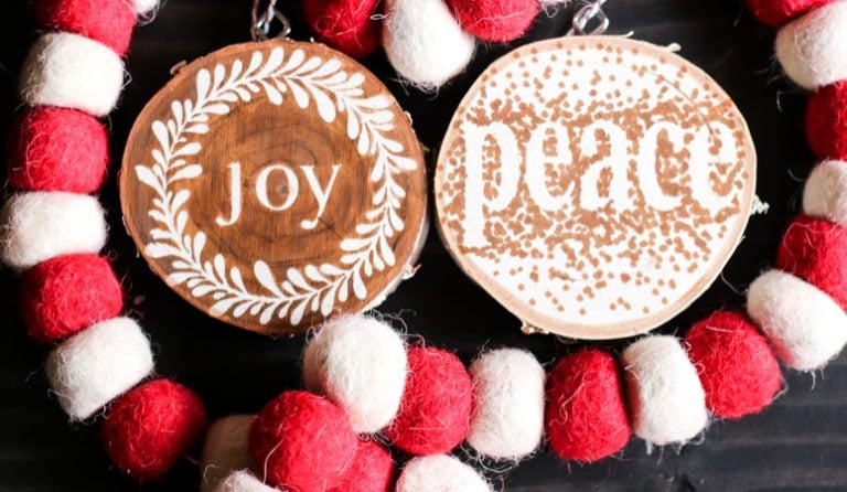 Easy and Beautiful DIY Wooden Ornaments