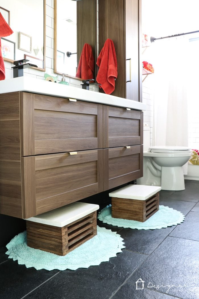 WOW! This DIY wooden step stool is amazing. It looks so modern and I love the faux white concrete top. Love that this DIY step stool is functional and pretty. And the video tutorial is so detailed!