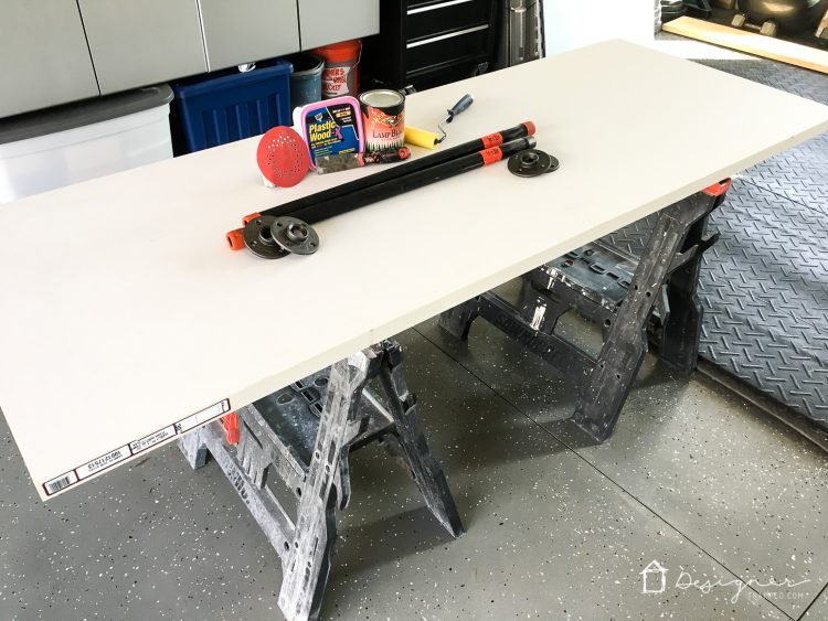 Best and most clever DIY pipe desk tutorial I have seen! Such an affordable way to make any pipe desk or pipe table. Can't wait to show my husband so we can do it!