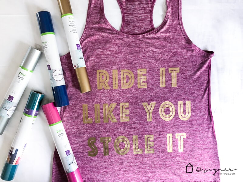 Now there is a heat transfer vinyl that has enough stretch to use on work out clothes, bathing suits, yoga pants, leggings and more! It's called SportFlex Iron On™ and it's awesome. In this post, you will learn how to use Cricut Iron On Vinyl for workout clothes, activewear and stretchy fabrics.