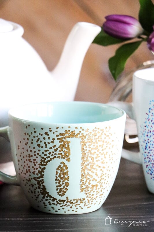 DIY  monogrammed gold sharpie mugs - PINEGATE ROAD