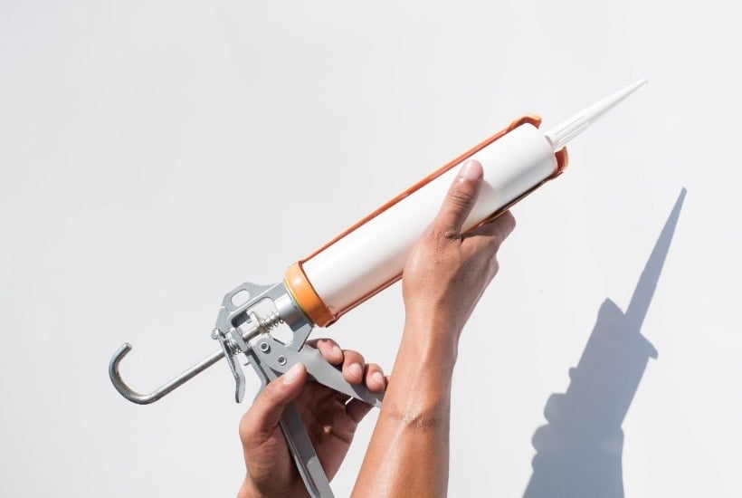 How to Caulk A StepbyStep Guide for Beginners