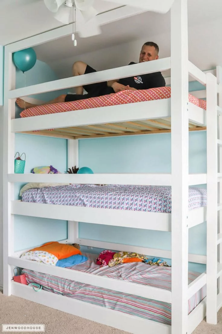 17 Creative DIY Bunk Bed Ideas