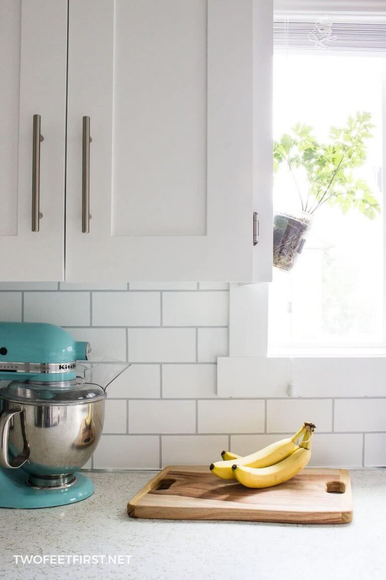 DIY painted backsplash