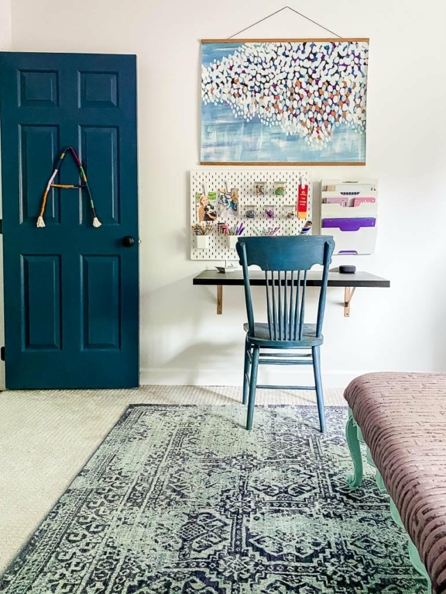 How to Keep Areas Rugs on Carpet from Moving