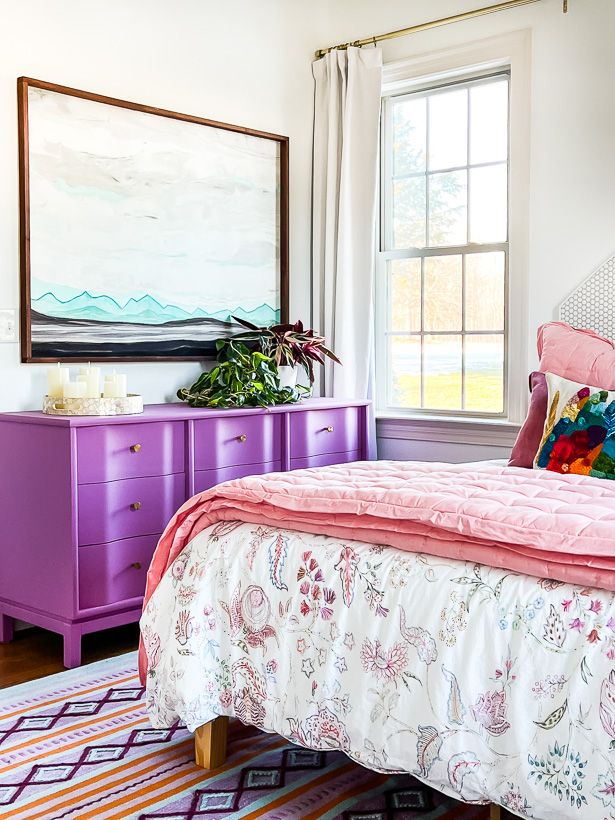 Sherwin Williams Pure White walls in colorful bedroom