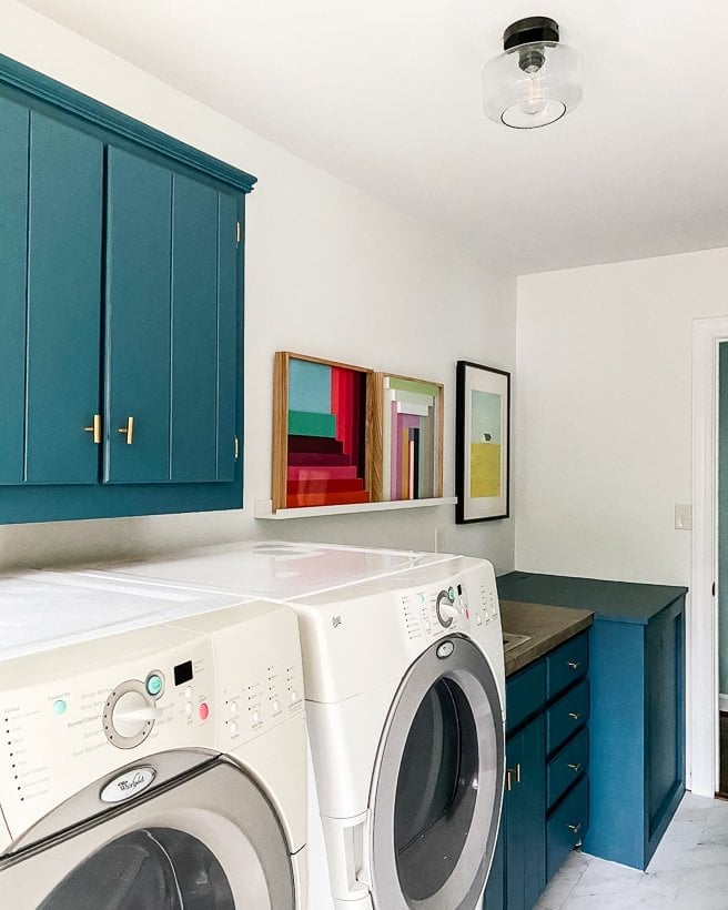 colorful laundry room design