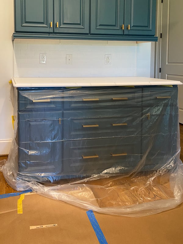 protect cabinets while painting countertops