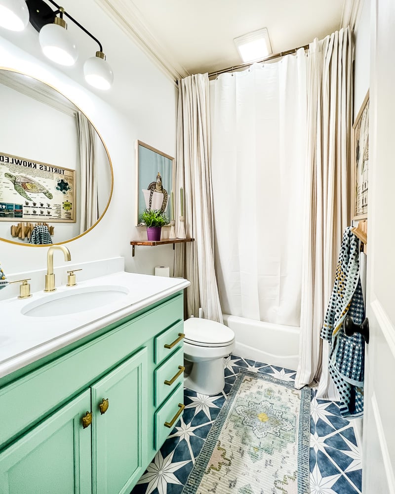 girl's bathroom with turtle decor