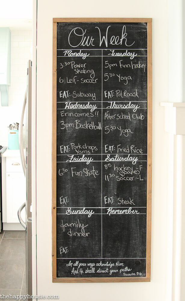 DIY chalkboard weekly calendar