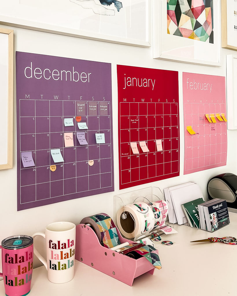 DIY Giant Post-it Wall Calendar  Wall calendar, Diy calendar wall, Wall  planner