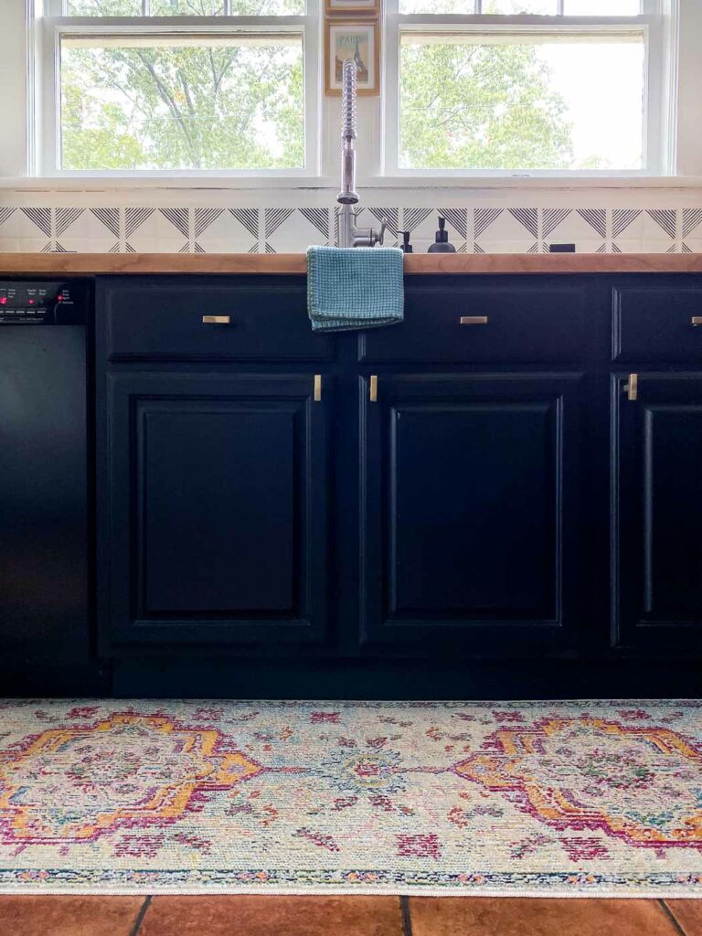 32 Durable Kitchen Rug Runners + Tips for Choosing